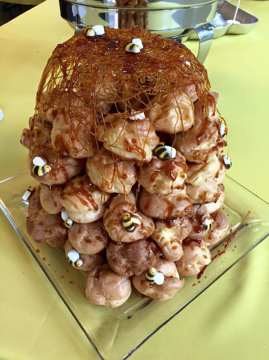 Beehive choux à la crème