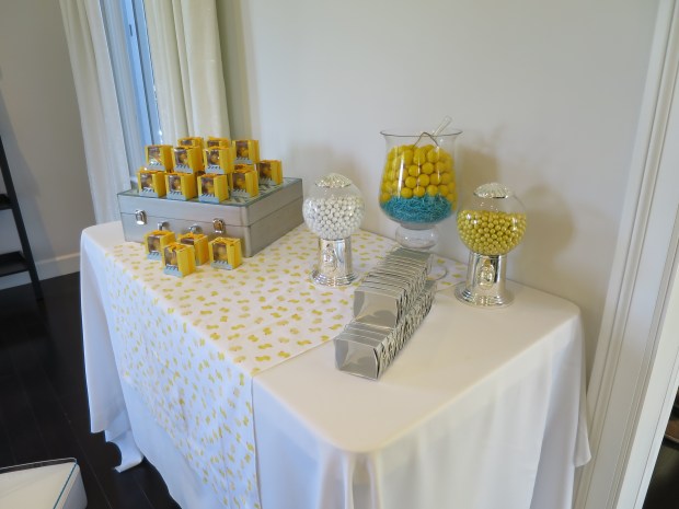 Favor table with mini candy bar