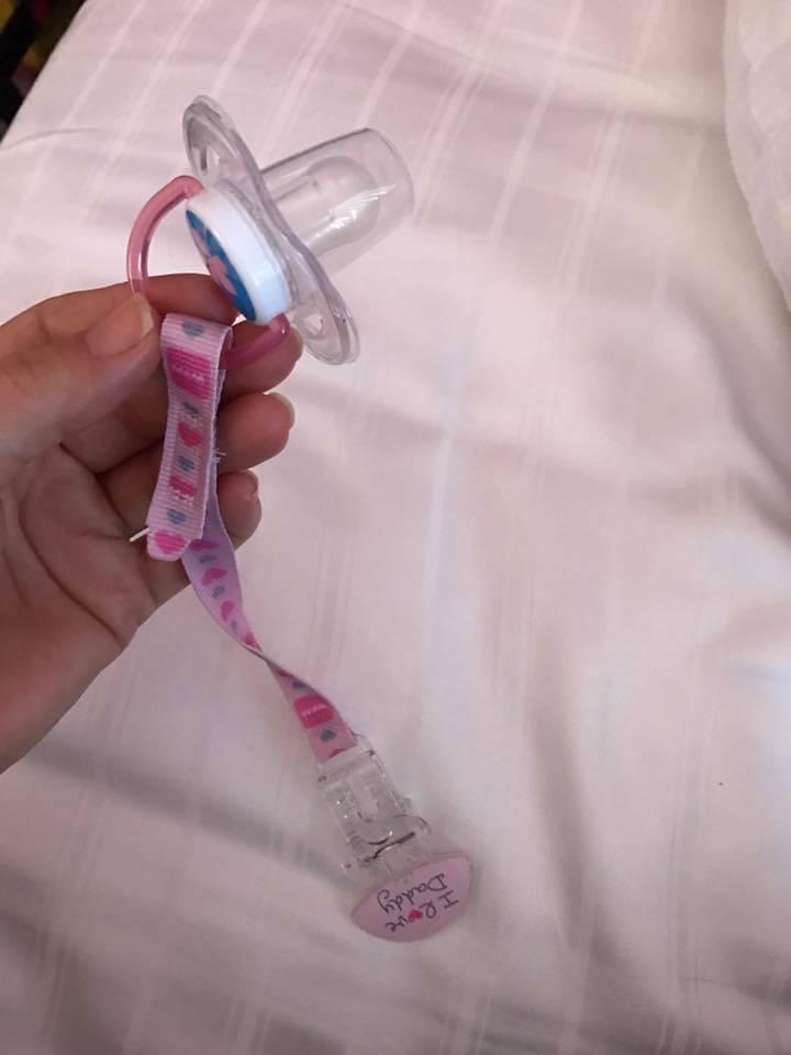 avent pacifier cap and strap